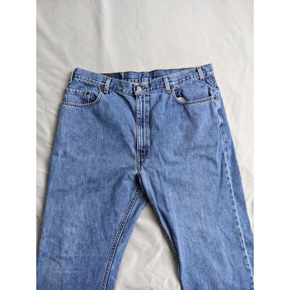 Vintage Levis Jeans 100% Cotton Regular Straight Leg Mens Size 38X31 - Picture 2 of 15